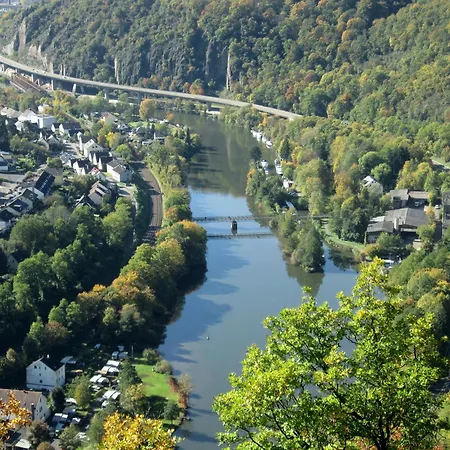 Hausboot Ferdinand Magellahn * Lahnstein