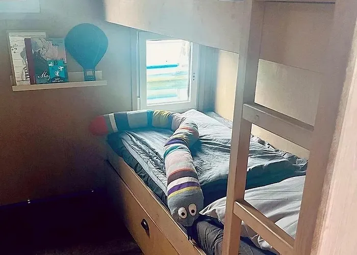 Hausboot Ferdinand Magellahn Botel