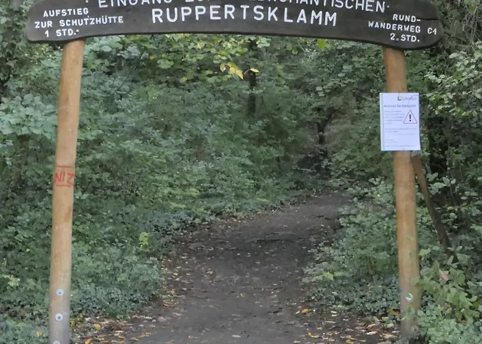 Hausboot Ferdinand Magellahn * Lahnstein